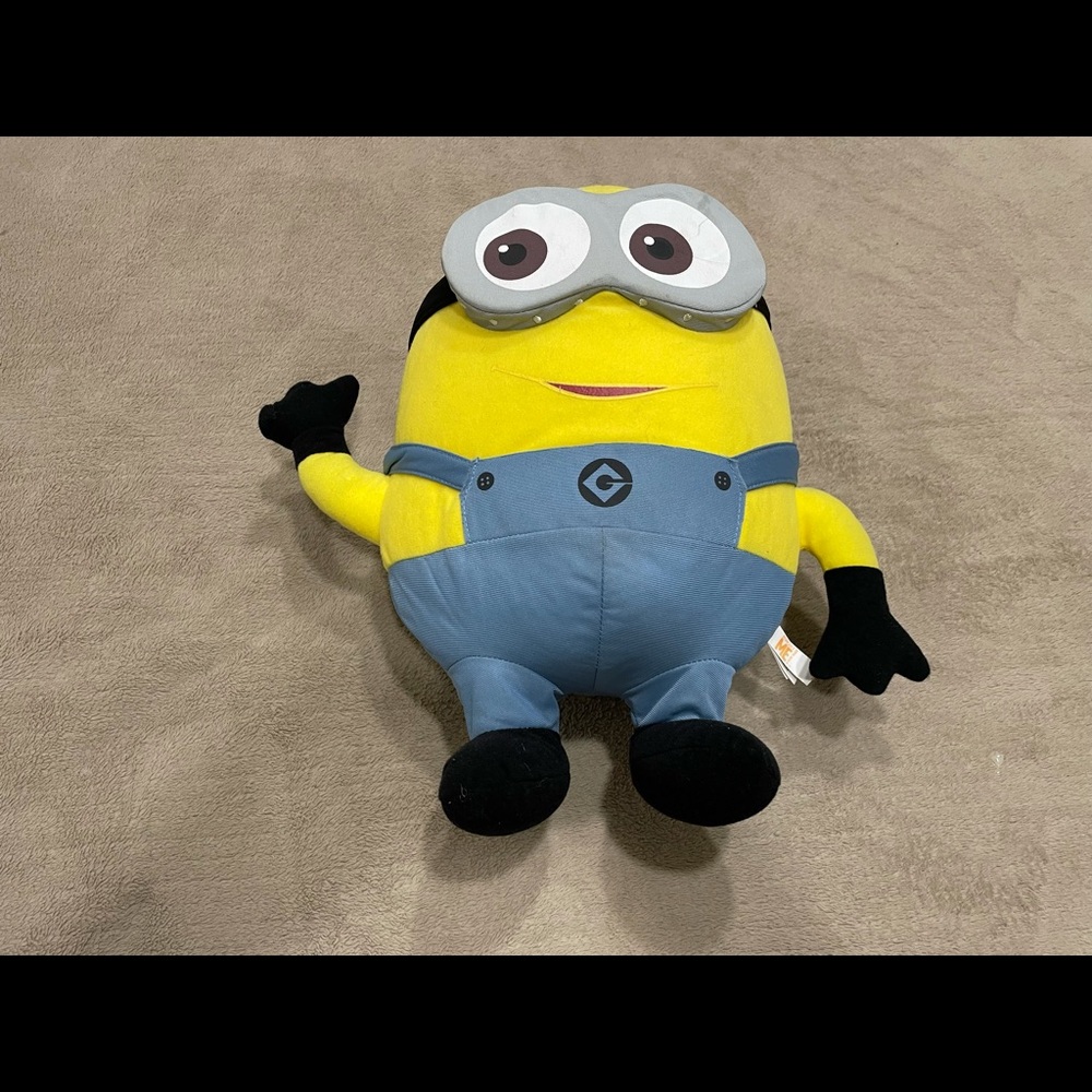 Despicable Me minion plush